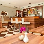 ホテル Wagners 3*